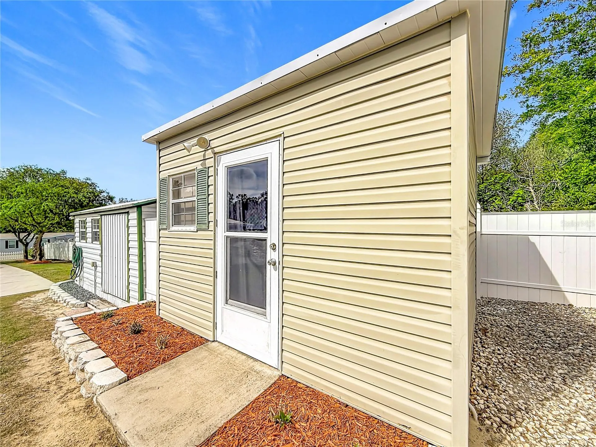 111 Mark Avenue Lady Lake FL 32159