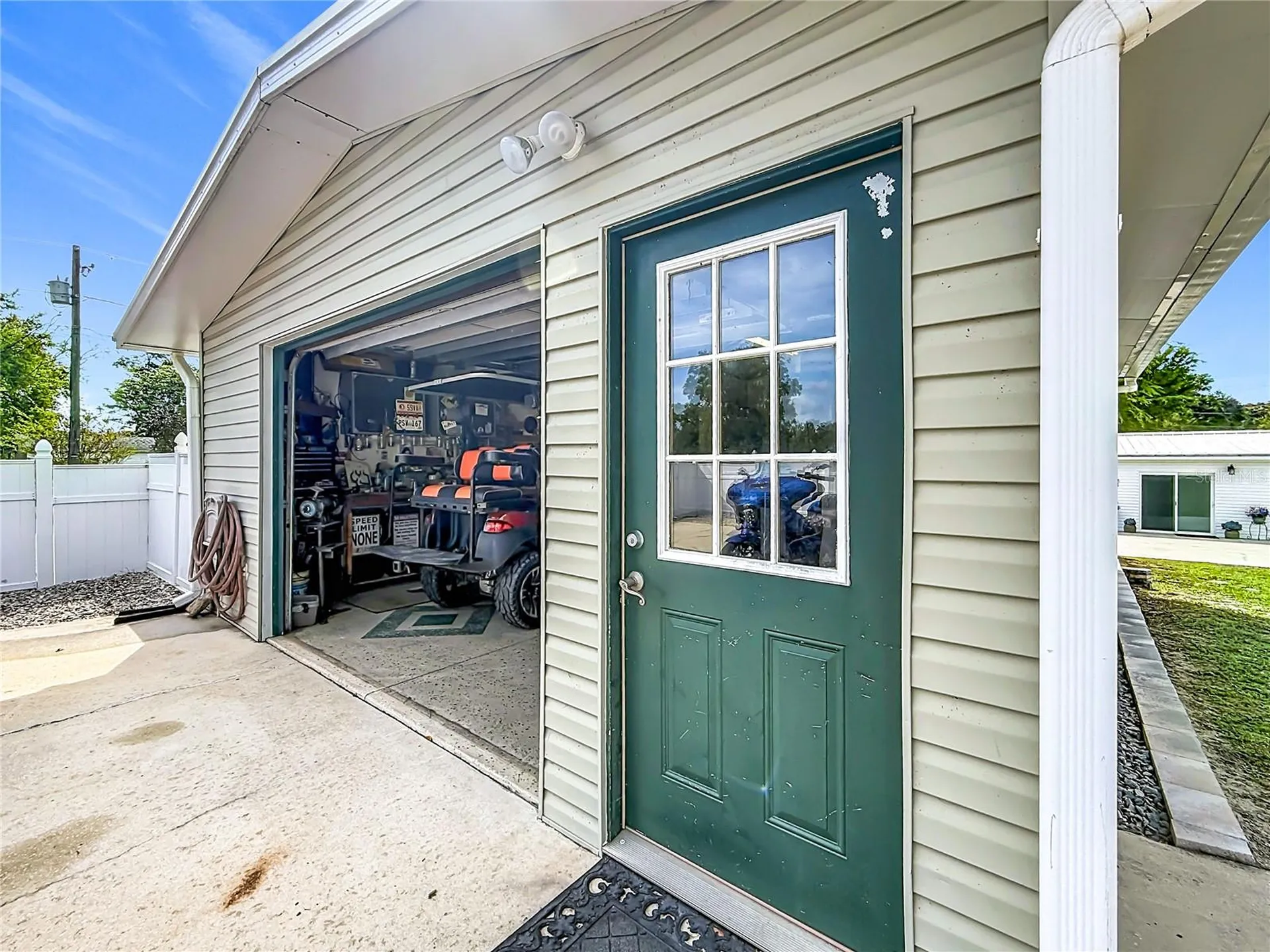 111 Mark Avenue Lady Lake FL 32159