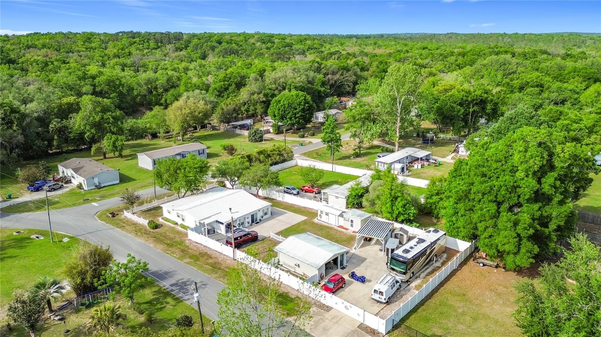 111 Mark Avenue Lady Lake FL 32159