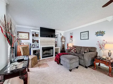 111 Mark Avenue Lady Lake FL 32159