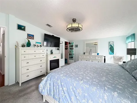 111 Mark Avenue Lady Lake FL 32159