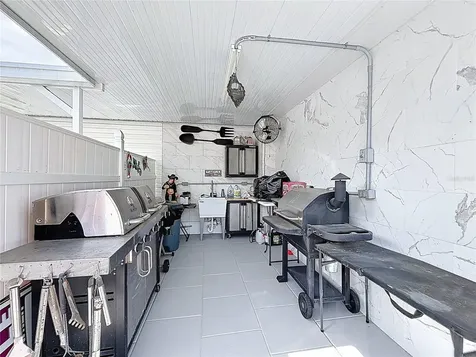 111 Mark Avenue Lady Lake FL 32159