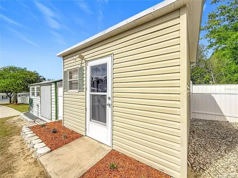 111 Mark Avenue Lady Lake FL 32159