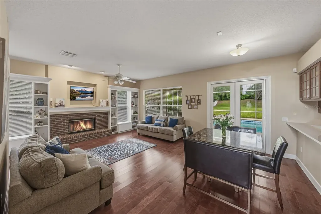 5104 Whispering Leaf Trail Valrico FL 33596