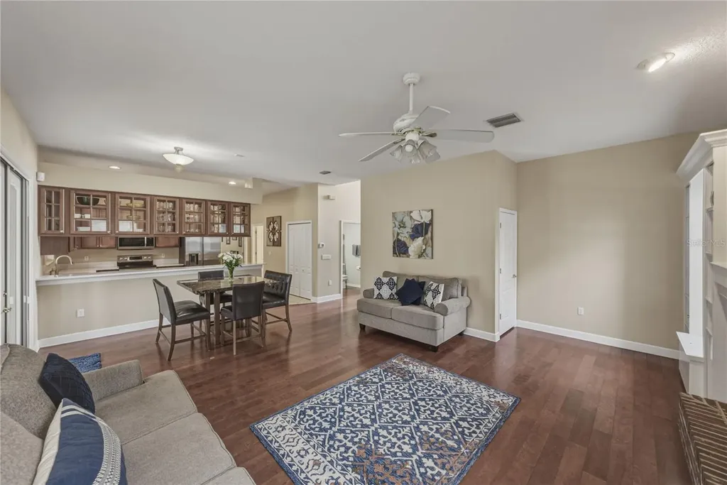 5104 Whispering Leaf Trail Valrico FL 33596