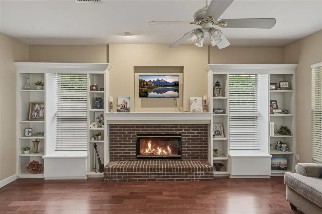 5104 Whispering Leaf Trail Valrico FL 33596