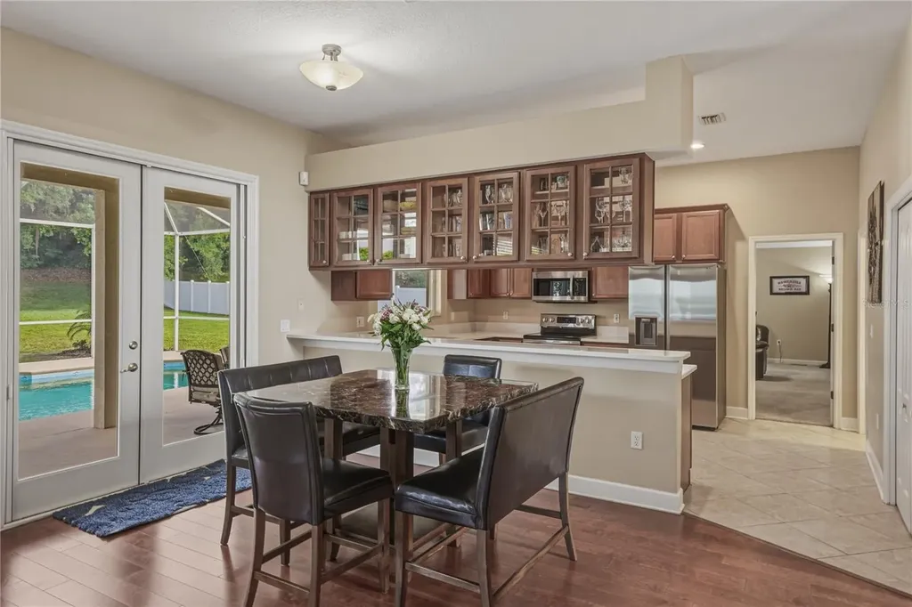 5104 Whispering Leaf Trail Valrico FL 33596