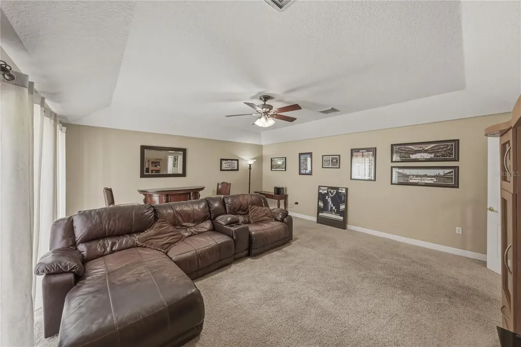 5104 Whispering Leaf Trail Valrico FL 33596