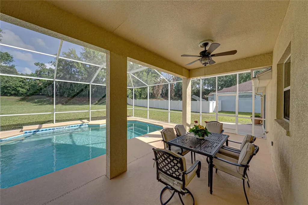 5104 Whispering Leaf Trail Valrico FL 33596