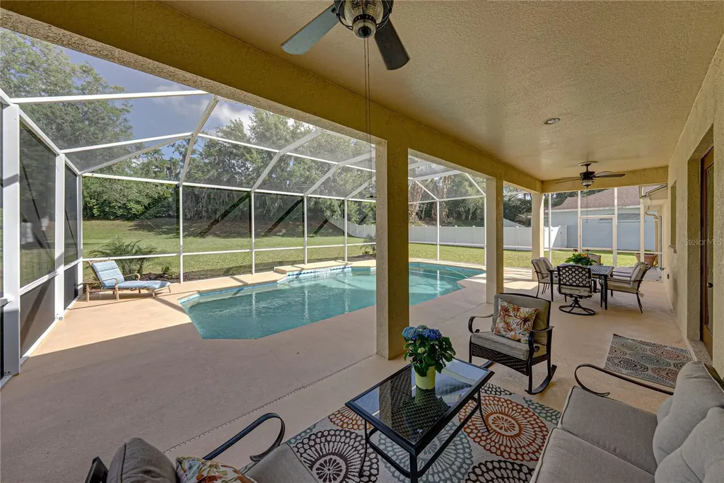5104 Whispering Leaf Trail Valrico FL 33596