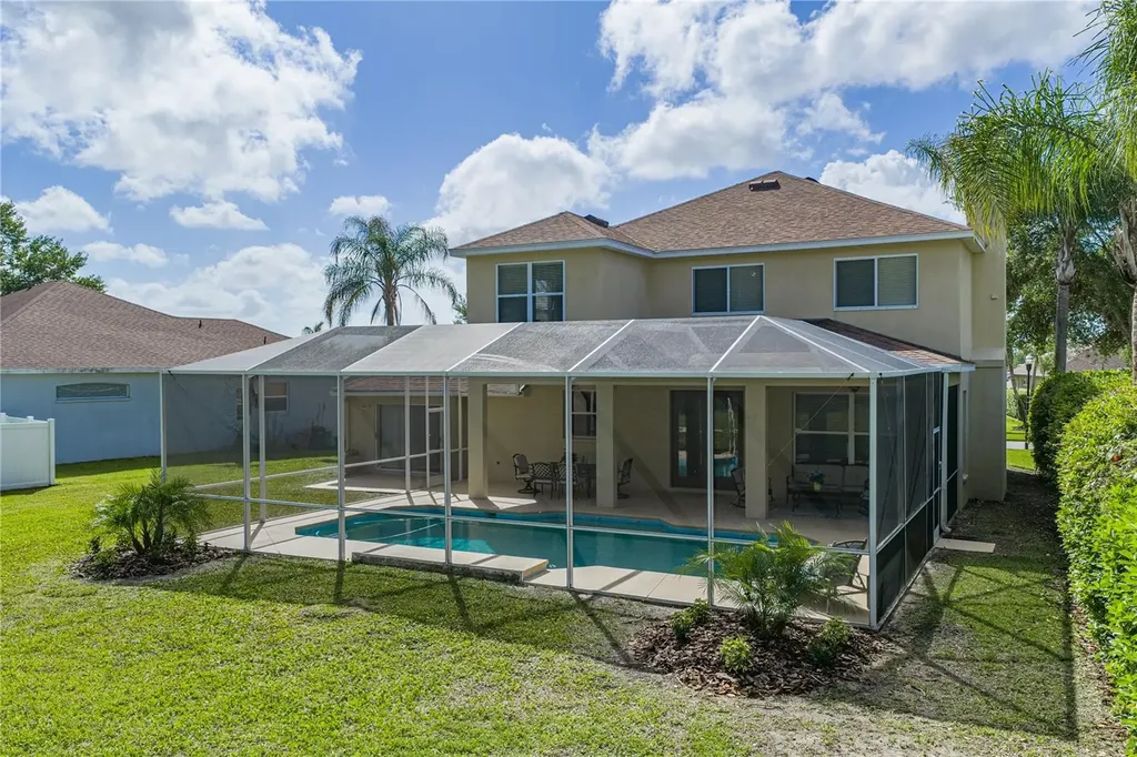 5104 Whispering Leaf Trail Valrico FL 33596