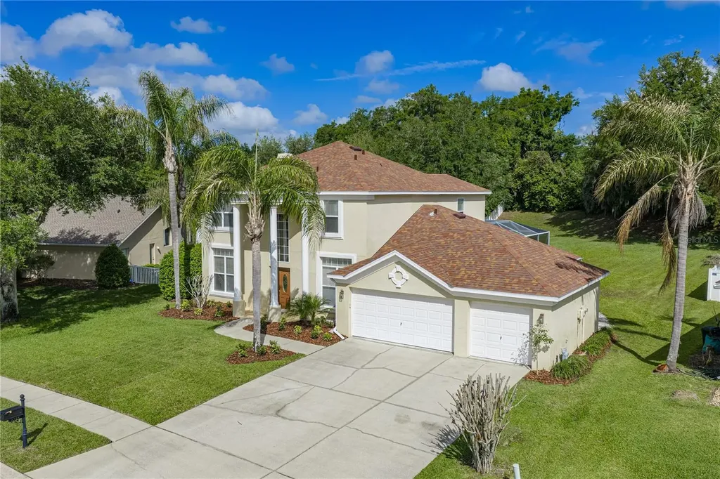 5104 Whispering Leaf Trail Valrico FL 33596