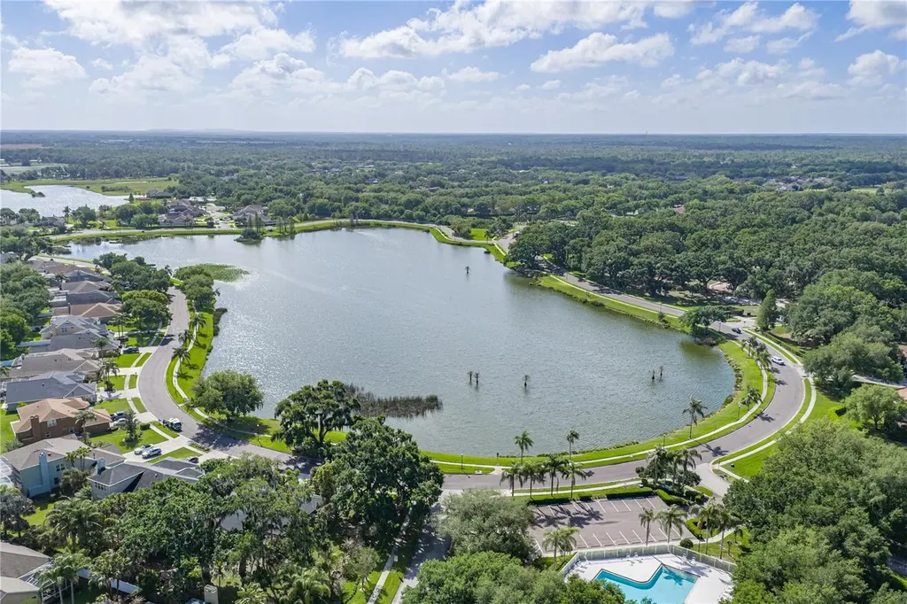 5104 Whispering Leaf Trail Valrico FL 33596