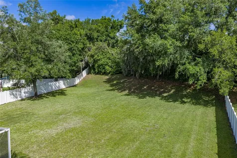 5104 Whispering Leaf Trail Valrico FL 33596