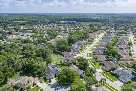 5104 Whispering Leaf Trail Valrico FL 33596