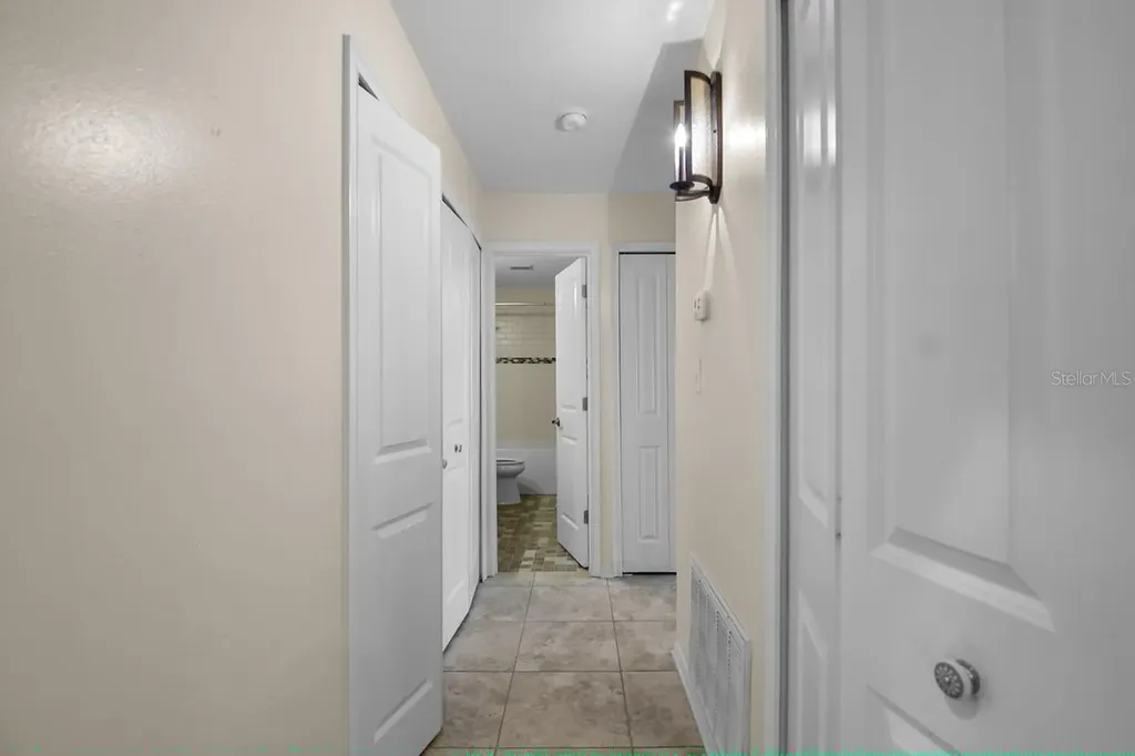16 Escondido Circle Altamonte Springs FL 32701