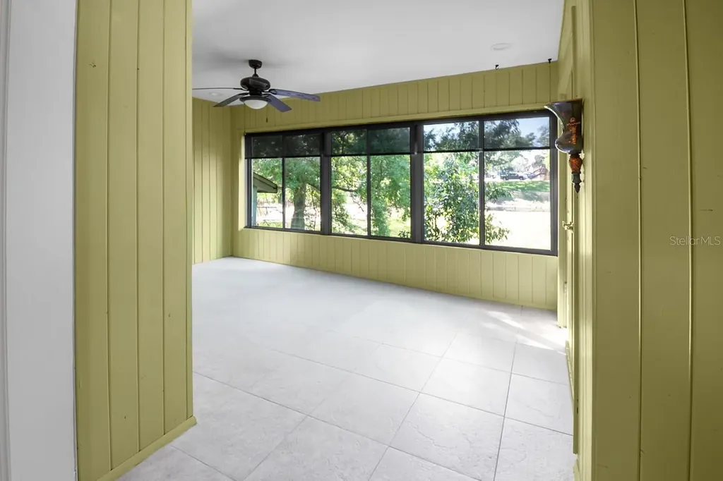 16 Escondido Circle Altamonte Springs FL 32701