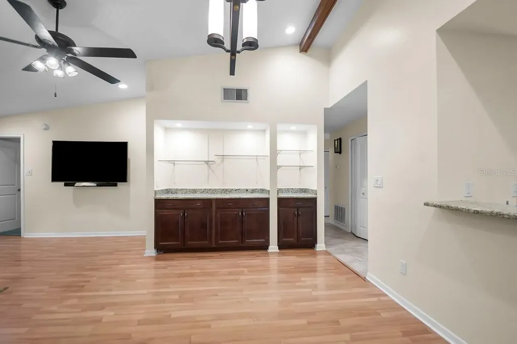 16 Escondido Circle Altamonte Springs FL 32701