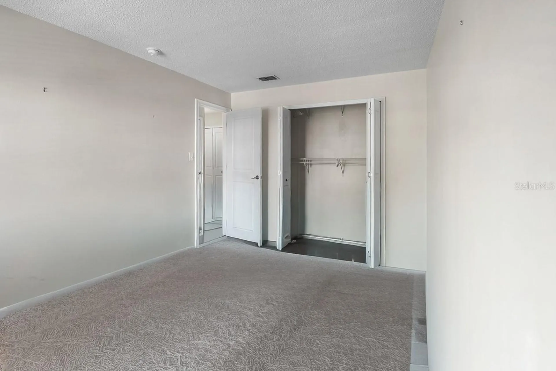 16 Escondido Circle Altamonte Springs FL 32701