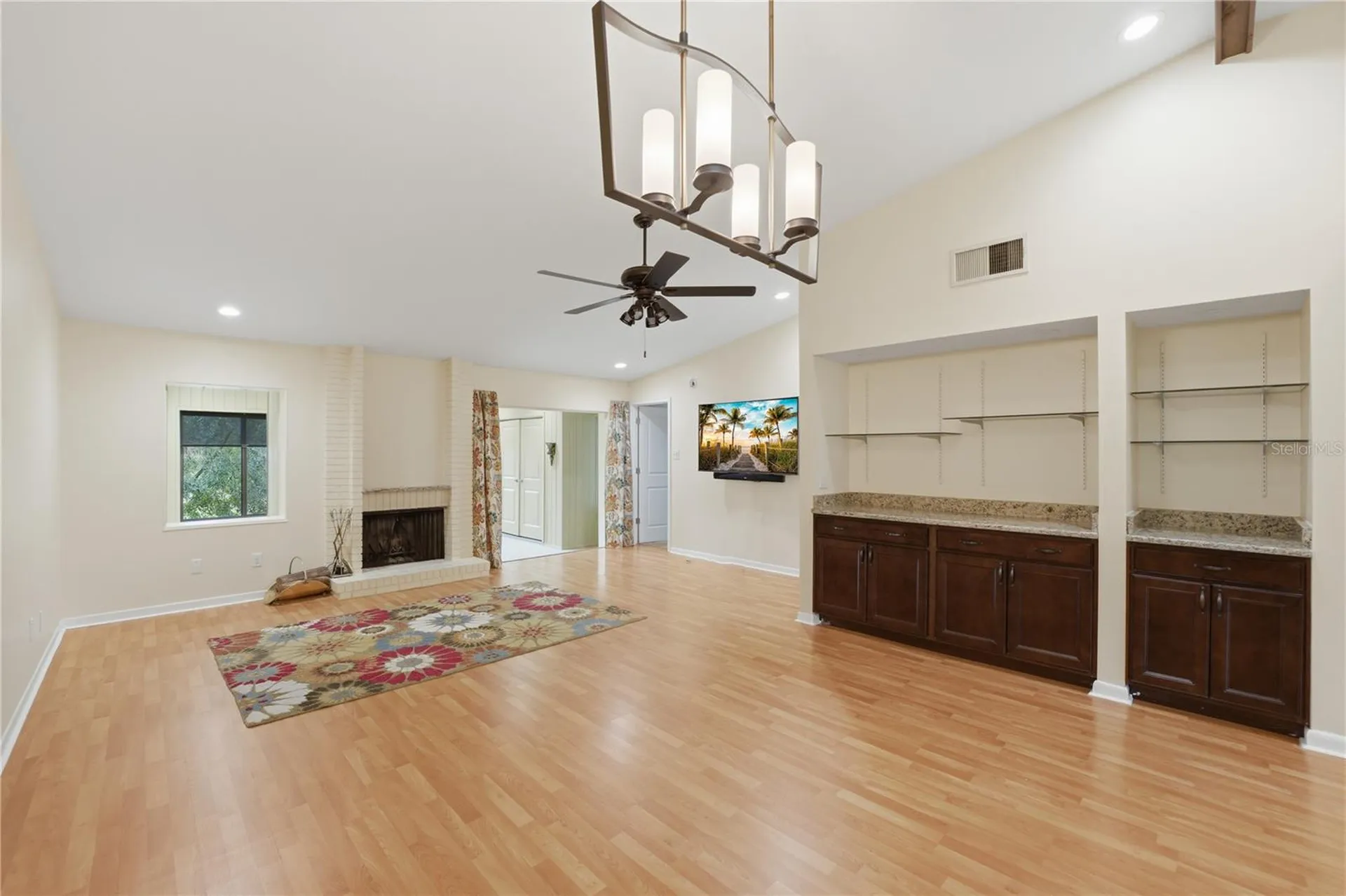 16 Escondido Circle Altamonte Springs FL 32701