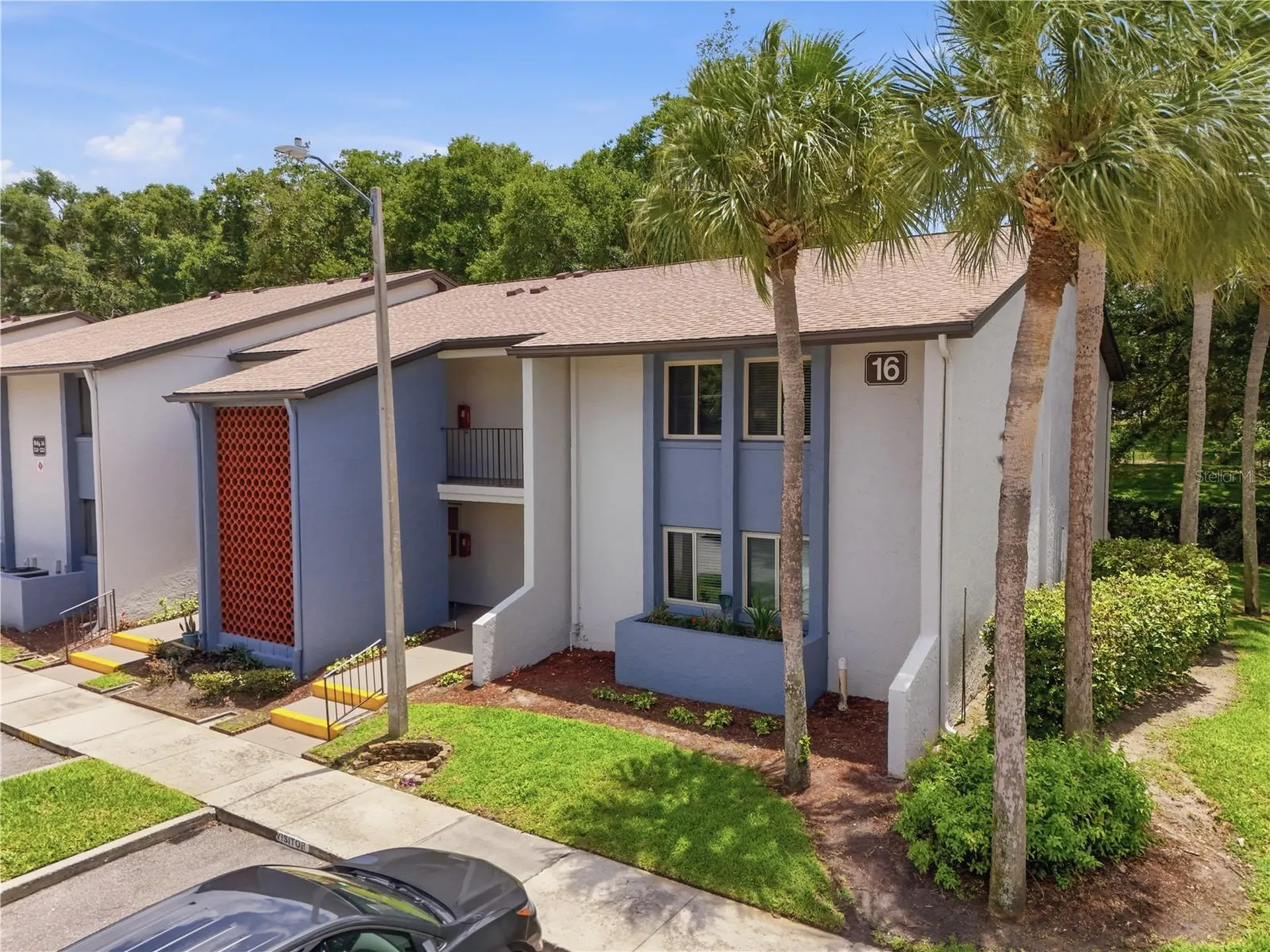16 Escondido Circle Altamonte Springs FL 32701