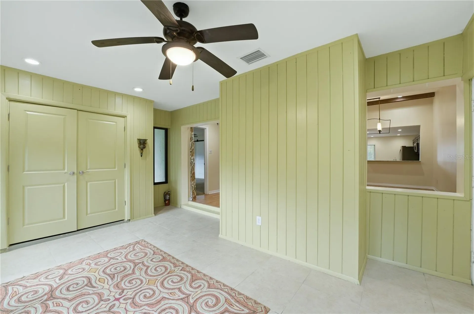 16 Escondido Circle Altamonte Springs FL 32701