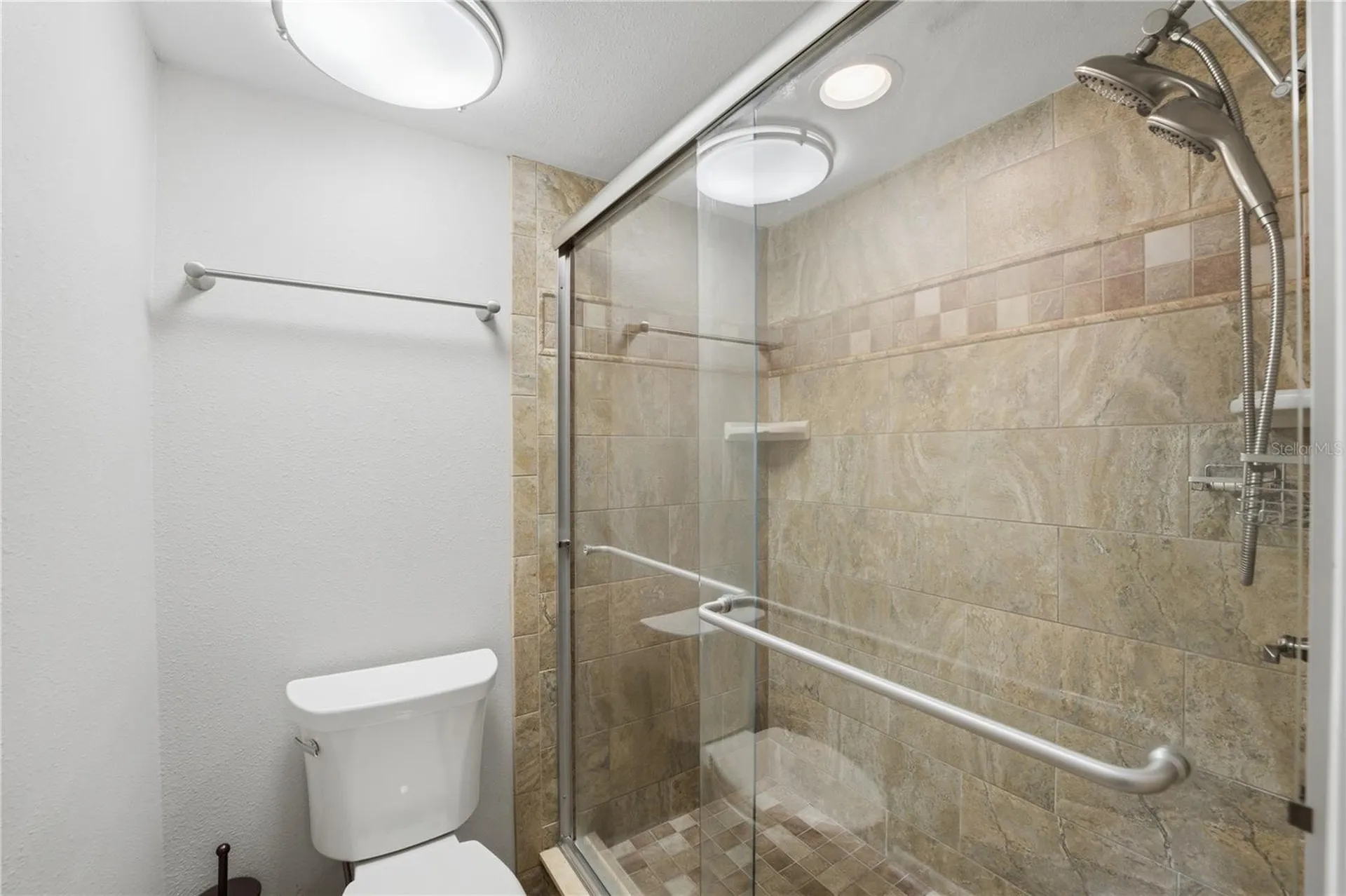 16 Escondido Circle Altamonte Springs FL 32701