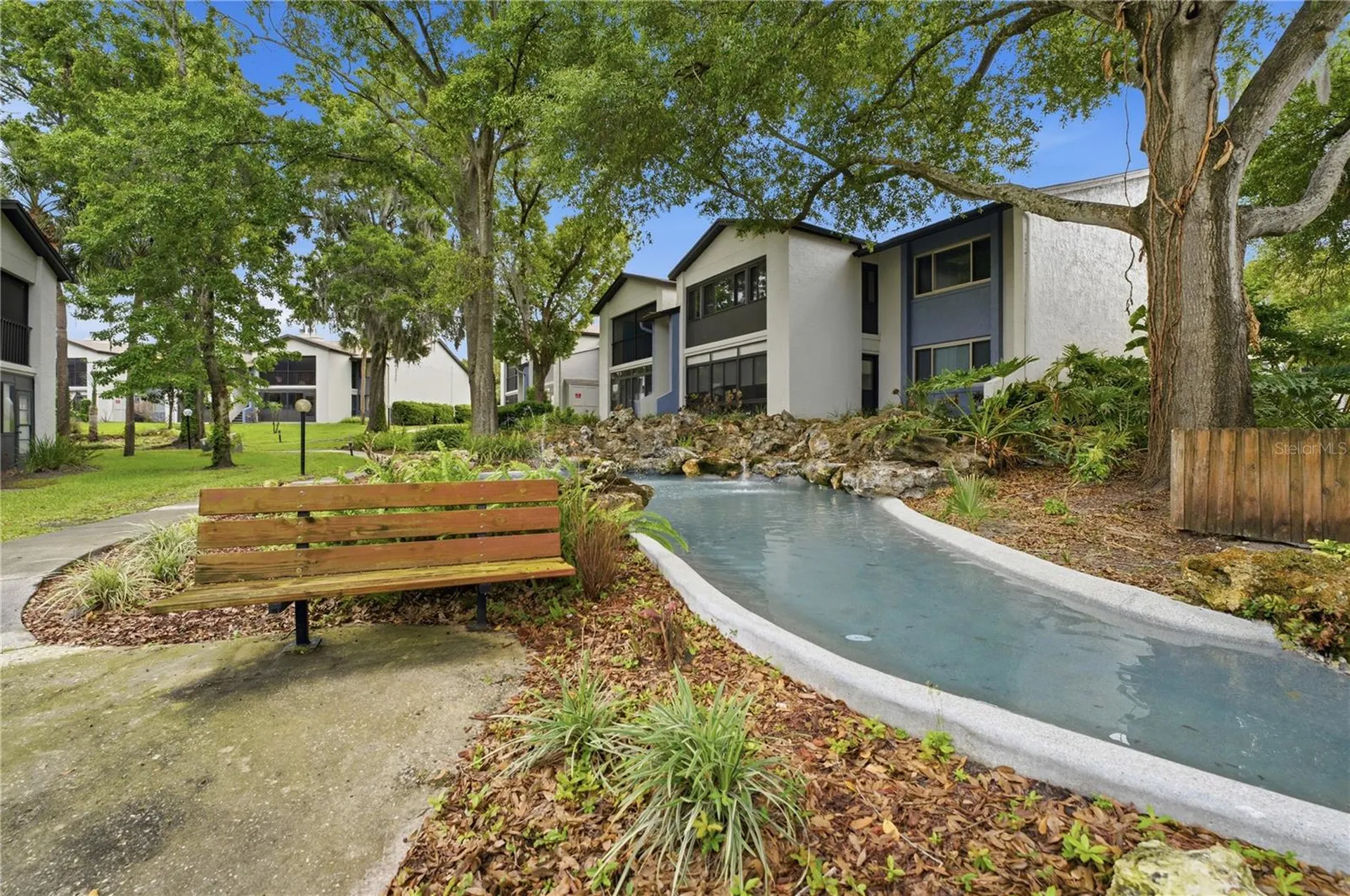 16 Escondido Circle Altamonte Springs FL 32701