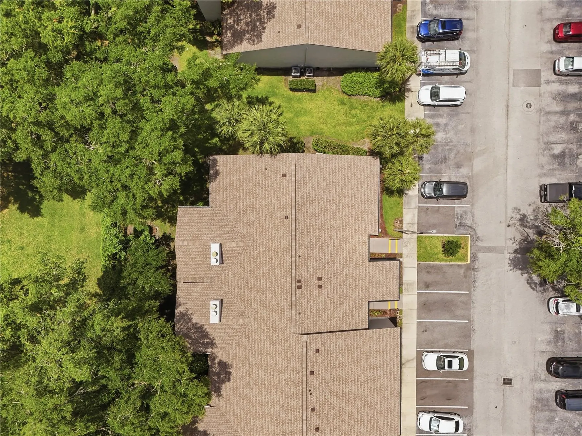 16 Escondido Circle Altamonte Springs FL 32701