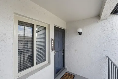 16 Escondido Circle Altamonte Springs FL 32701