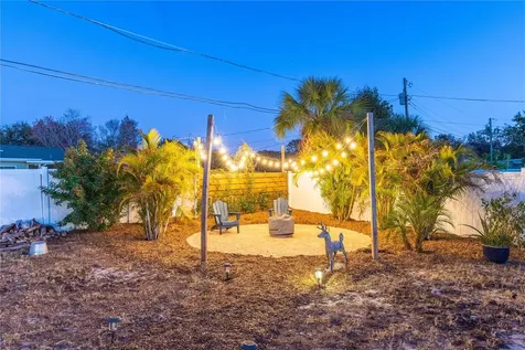 2110 Alcazar Way S St Petersburg FL 33712