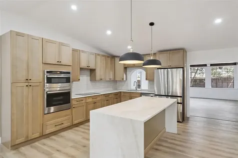 418 E Lakeshore Drive Ocoee FL 34761