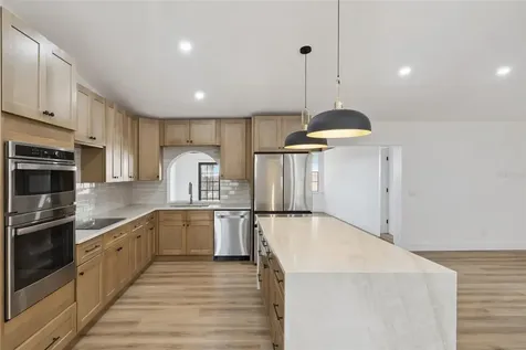 418 E Lakeshore Drive Ocoee FL 34761