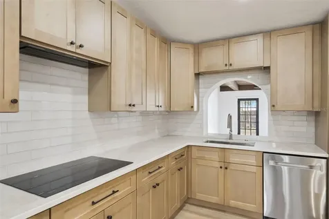 418 E Lakeshore Drive Ocoee FL 34761