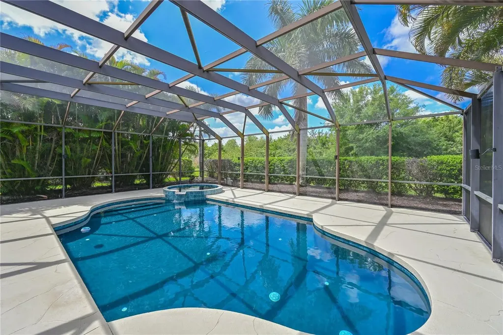 210 Winding River Trail Bradenton FL 34212