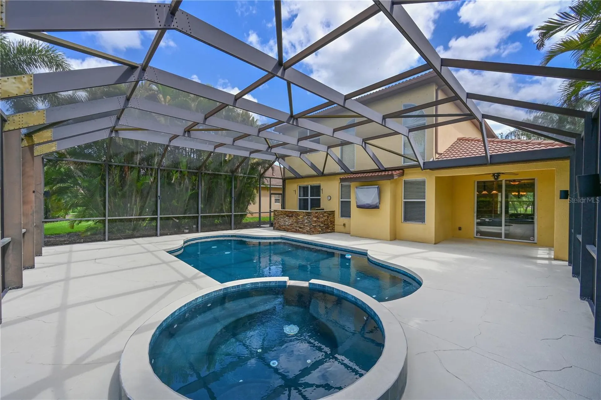 210 Winding River Trail Bradenton FL 34212