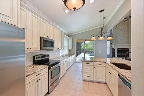 210 Winding River Trail Bradenton FL 34212