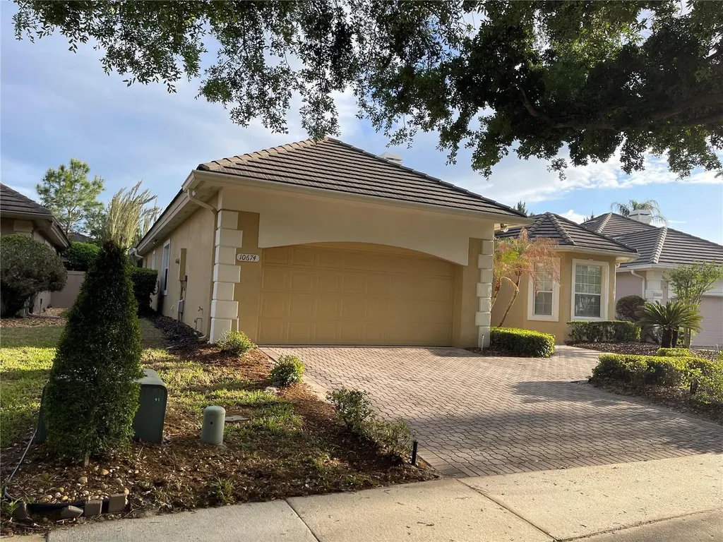10674 Woodchase Circle Orlando FL 32836