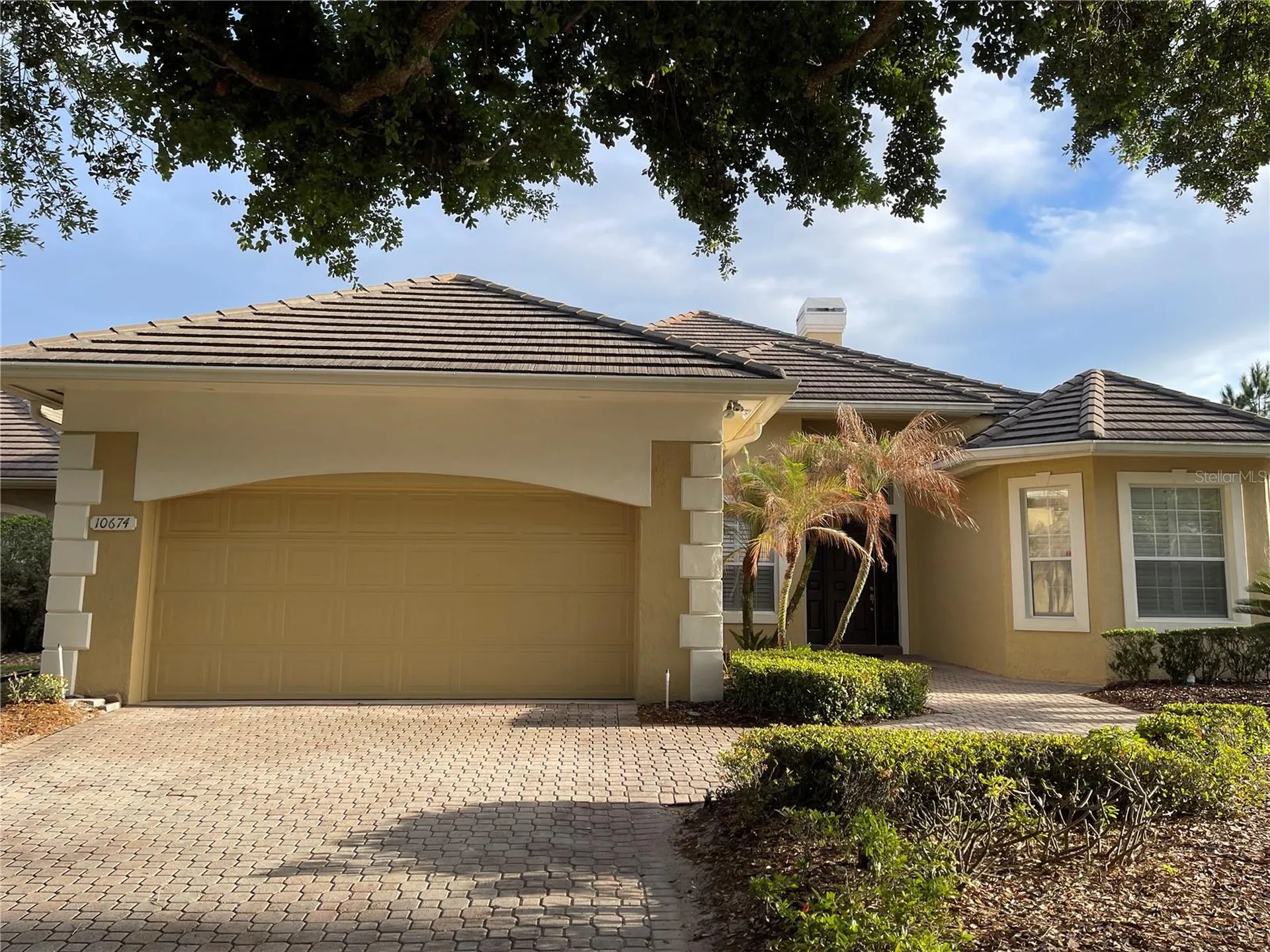 10674 Woodchase Circle Orlando FL 32836