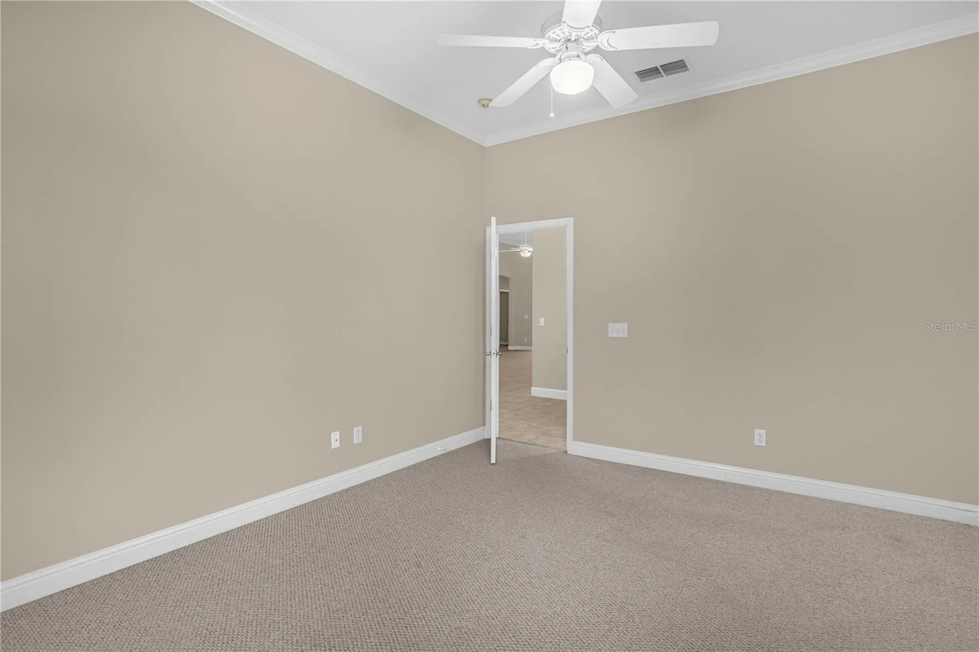 10674 Woodchase Circle Orlando FL 32836