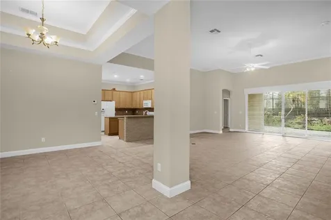 10674 Woodchase Circle Orlando FL 32836