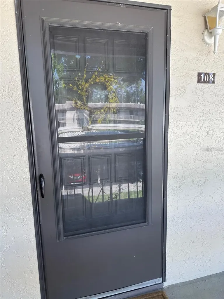 108 Nina Way Oldsmar FL 34677