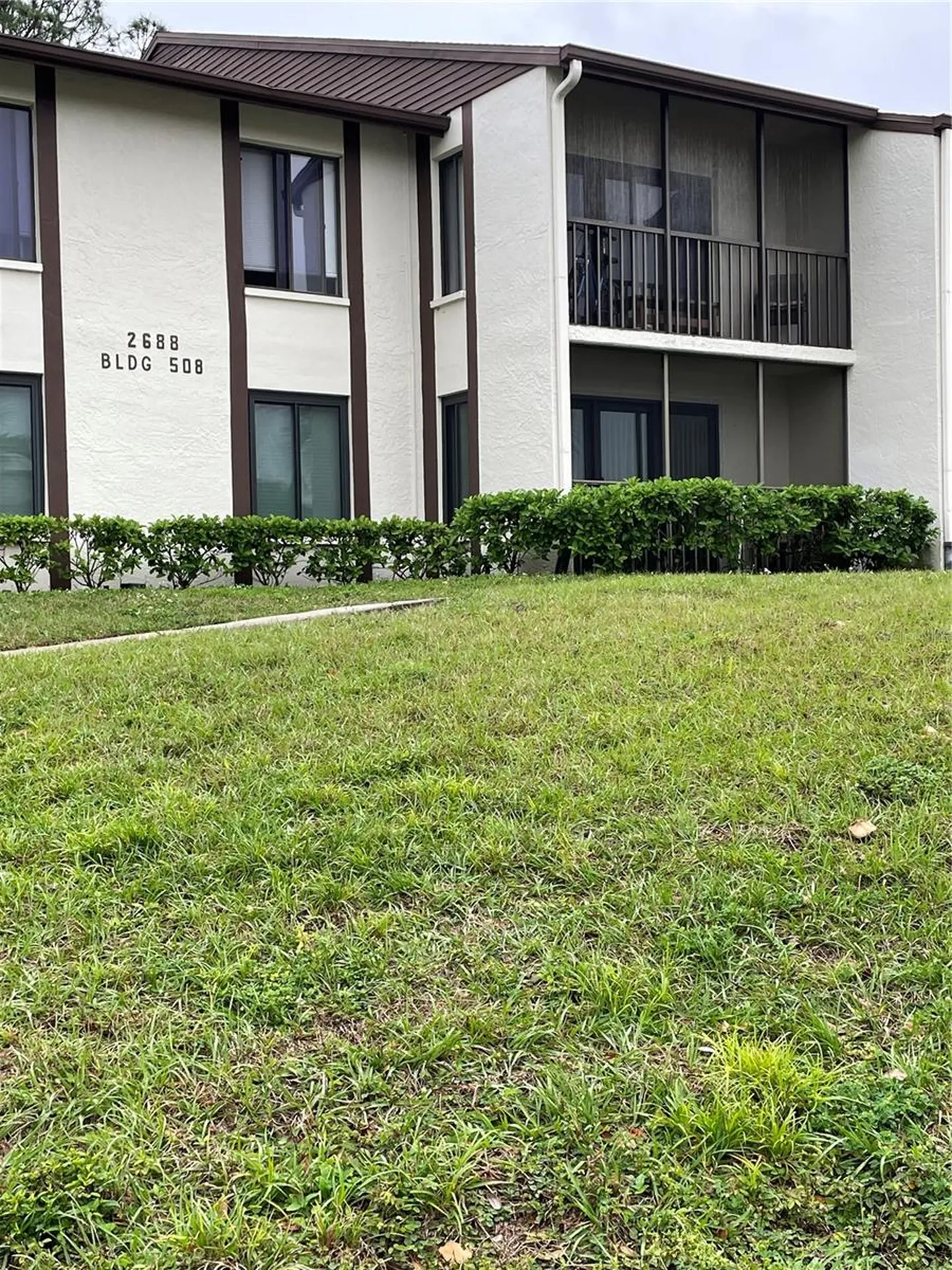 2688 Pine Ridge Way N Palm Harbor FL 34684