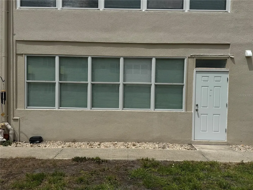 5720 13th Avenue N St Petersburg FL 33710
