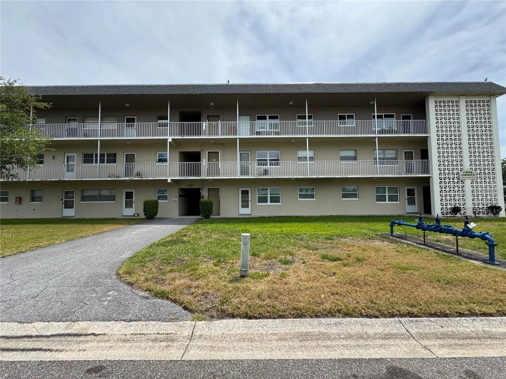 5720 13th Avenue N St Petersburg FL 33710