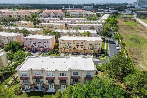 5002 Tideview Circle Orlando FL 32819