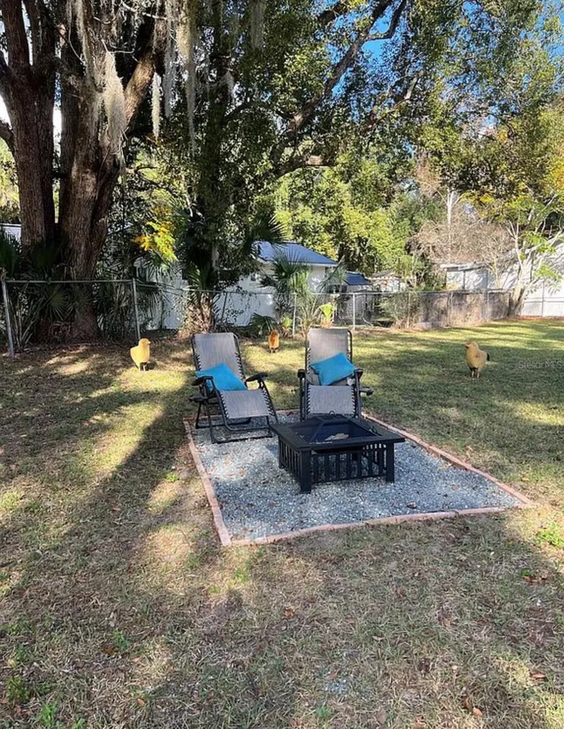 2131 NE 3rd Street Ocala FL 34470