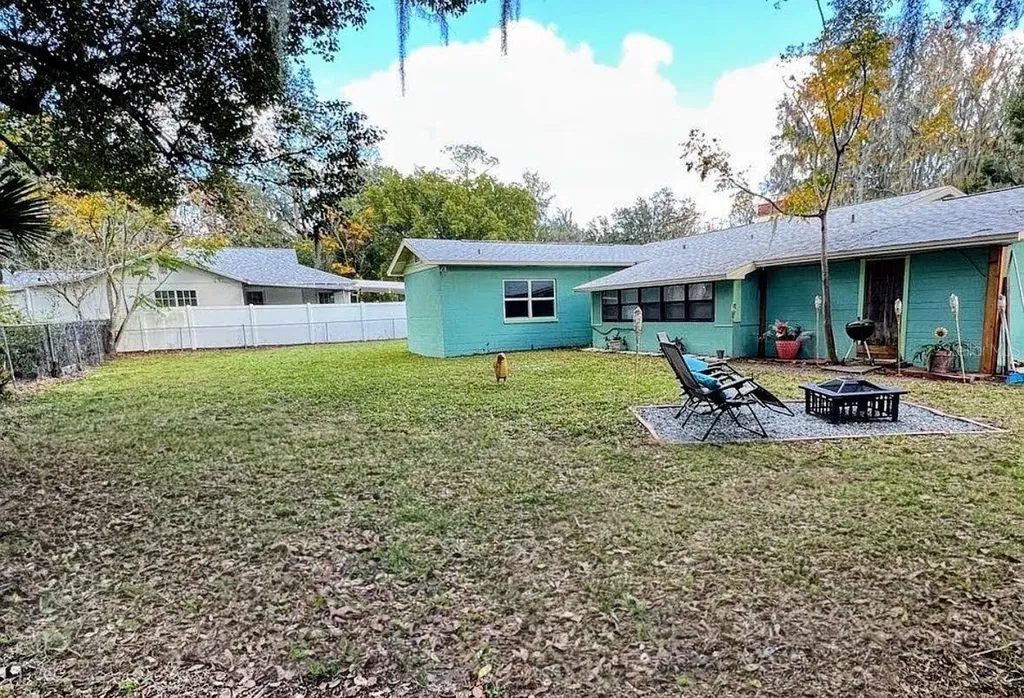 2131 NE 3rd Street Ocala FL 34470