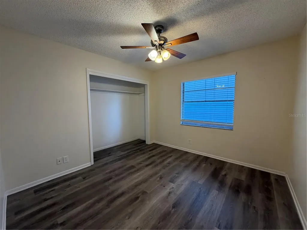 1740 W Walnut Street Tampa FL 33607