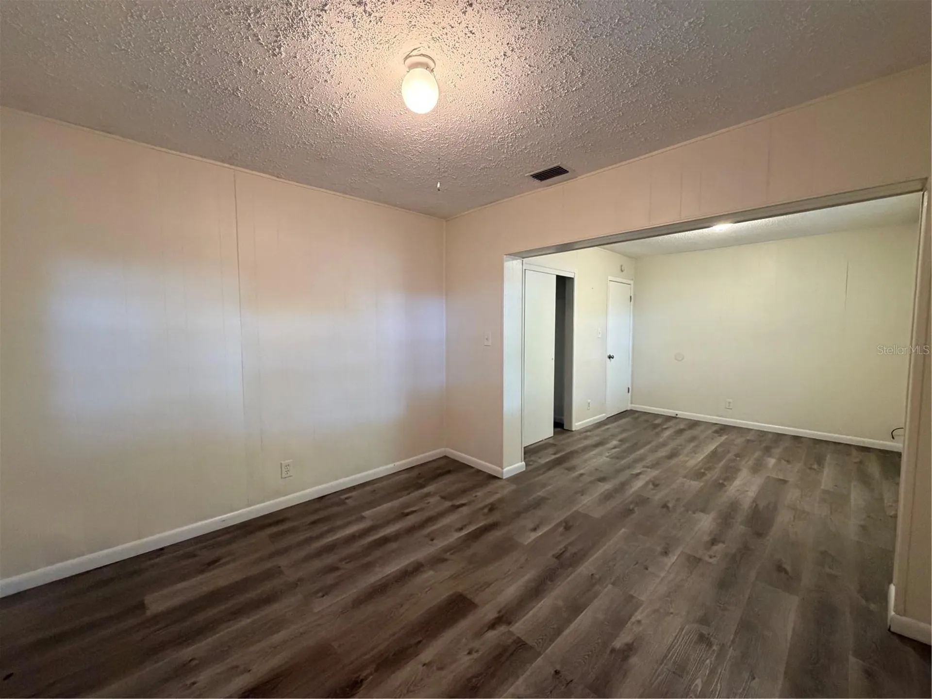 1740 W Walnut Street Tampa FL 33607